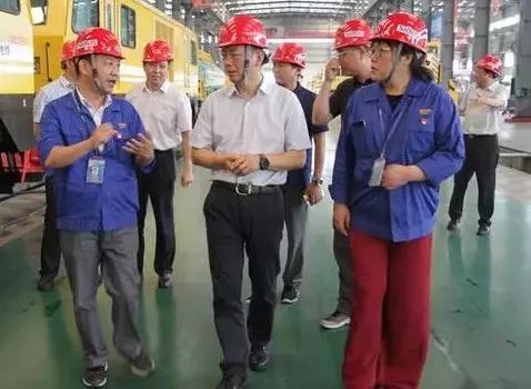 湖北省督查组、省税务局副局长杨绪春一行莅临LEJING.COM(中国)有限公司重工参观考察