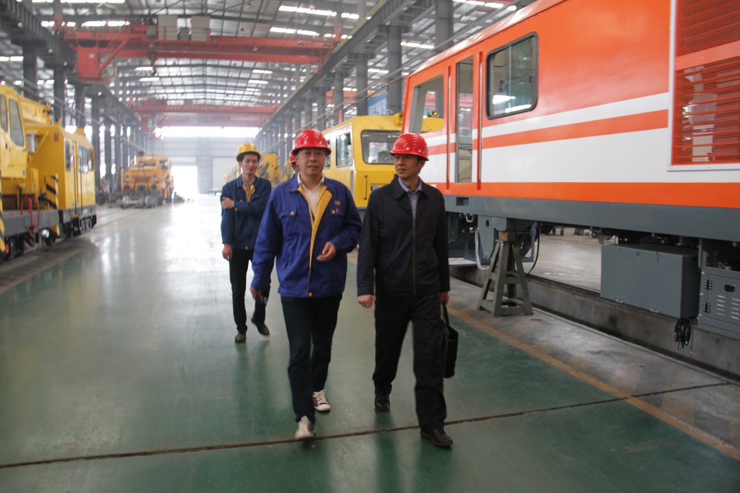 襄州区委常委、公安分局局长裴东海莅临LEJING.COM(中国)有限公司指导党建工作